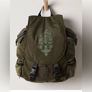 Free people Cool & Cozy Pack olive green